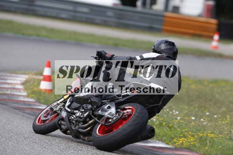 /34 25.07.2025 Speer Racing ADR/Gruppe gelb/backside